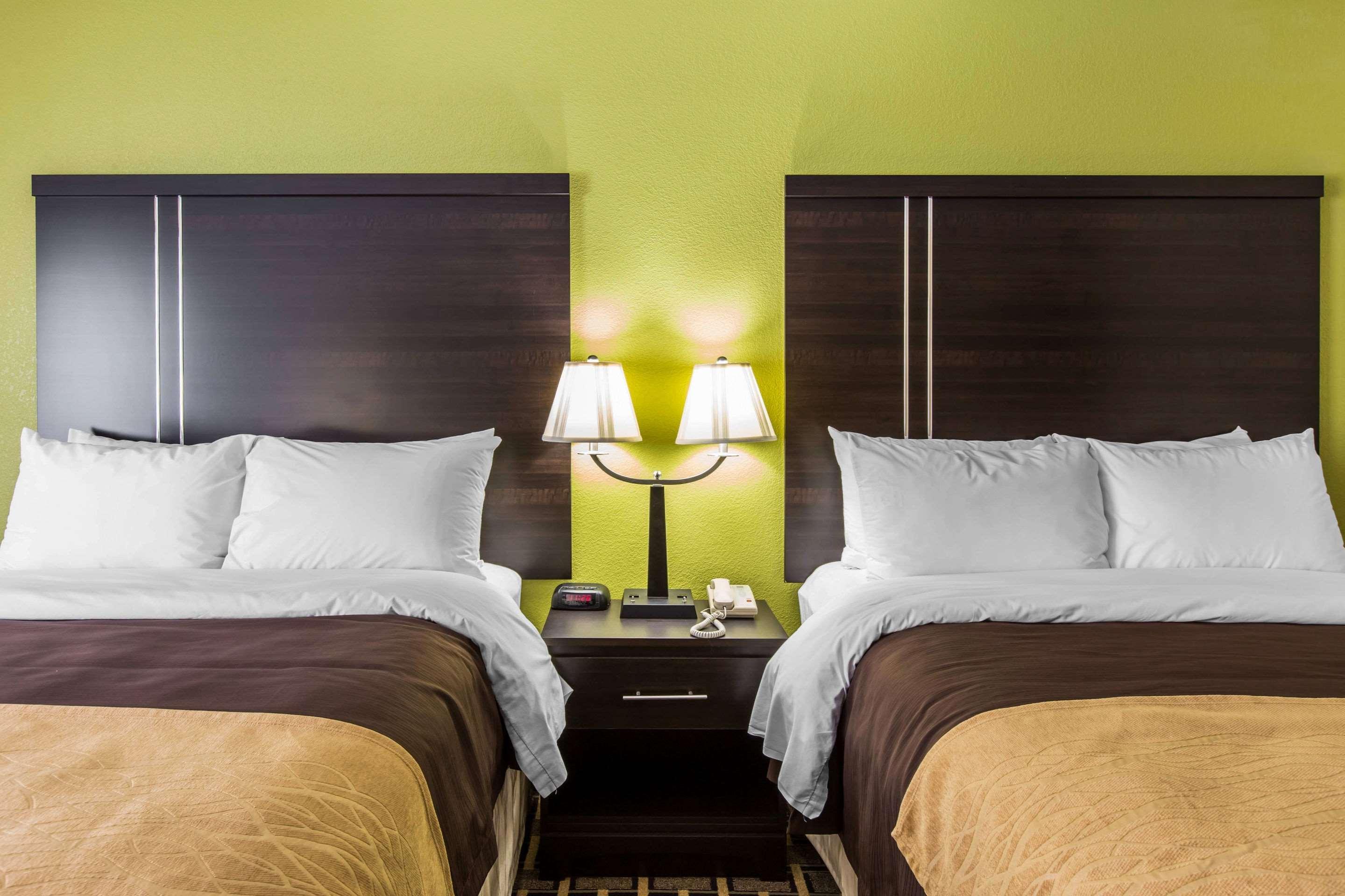 Quality Inn West Of Asheville Кантон Экстерьер фото